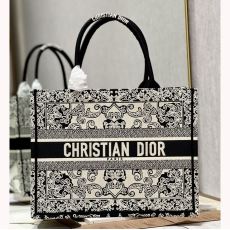 Christian Dior Shopping Bags